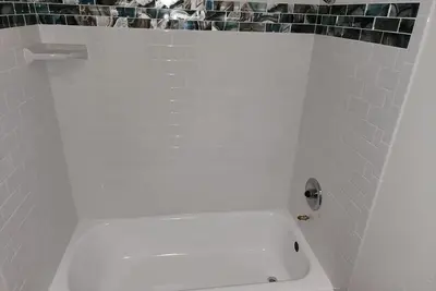 Image de Central location. Easy access to freeways. Close to Balloon Fiesta Park.