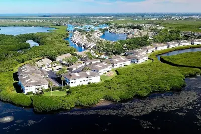 Image de 882 Audubon - Perico Island - Condo - 2 Bedroom / 2 Bath, maximum occupancy. . .