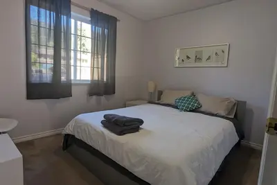 Image de Quiet Squamish Home/5 bdrms/3 bthrms /2 kitchens Chief Views.