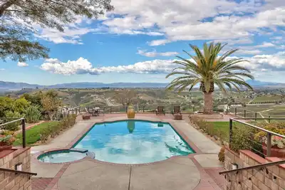 Image de Escape to Ortega Ranch: A Luxurious Wine Country Retreat | Private Pool | Hot Tub | Stunning Views