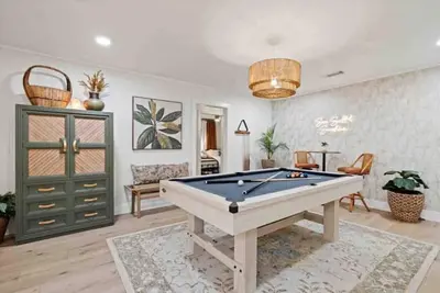 Image de Charming Oasis: 4br Home w/ Pool near Ami & Img