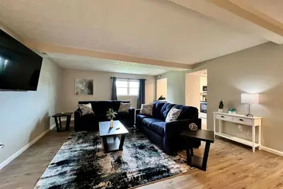 Image de 1520 D bonita · Newly Remodeled 2 Bdrm Apartment in Middletown