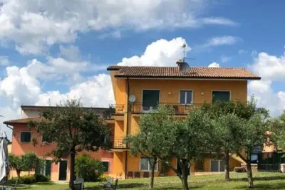 Image de Nice apartment *lake view* free parking & garden for your pets