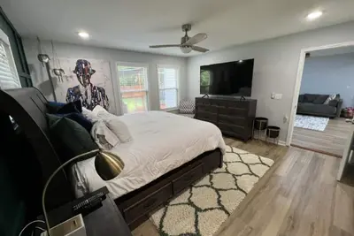 Luxurious Bungalow mins from Downtown Atl