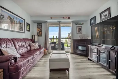 Image de Woodland Haven | Hot Tub | Pool | Central