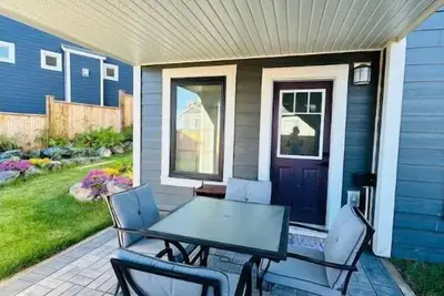 Image de The Royal Bay Escape: Cozy 2 bedrooms garden suite