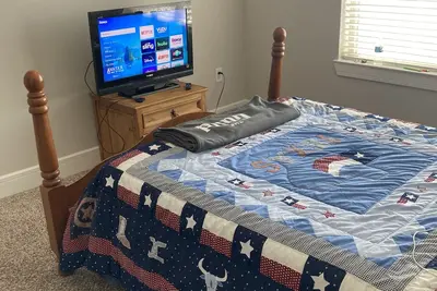 Image de Cozy and convenient location right in the city 🥰 pet friendly