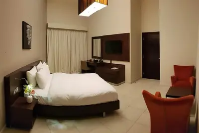 Image de Three Bedroom apartment Near Alqiyadah Metro