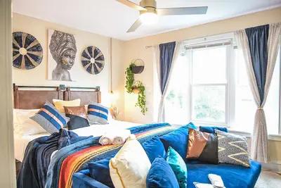 Image de Chic 4br Dwelling w/ Backyard in Philadelphia