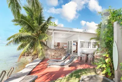 Image de Sérénité en Bord de Mer : Oasis de 2 Chambres sur la Magique Moorea