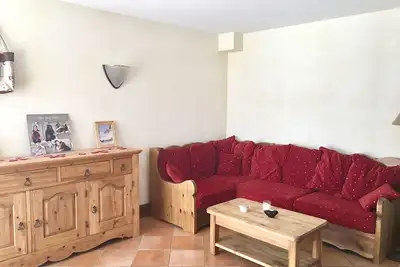 Image de Charmant T3 avec terrasse et jardin exposés plein sud, parking privé, à 5 min des commerces