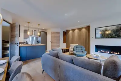 Image de Appartement Duplex Ski-In/Ski-Out avec Piscine, Jacuzzi et Espace Bien-ĂŞtre