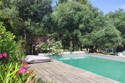 Image de Les Restanques de BarbentaneUne expérience inoubliable au coeur de la Provence