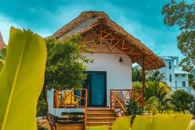 Image de Blue Fin Cabanas, Comfort Meets Authenticity: Your Unforgettable Retreat Awaits