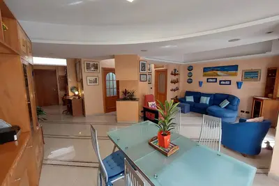 Image de \"Romeismyhome\"