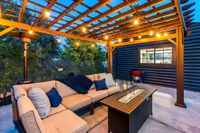 Image de The Cozy Cabin: Riverton Retreat Getaway