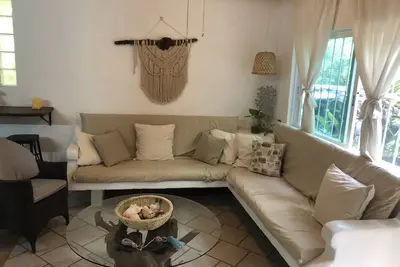 Image de Great family size home, 50 meters from the beach and 5 minutes walk to the plaza