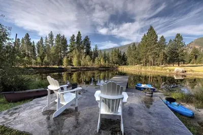 14, 000 sf Luxury Lodge with Incredible Views, Hot Tub, Indoor Pickleball and Gym