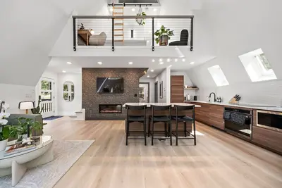 A-Frame Modern Minimalist Dream: 3-bed, 2bath; Hot Tub & Cold Plunge