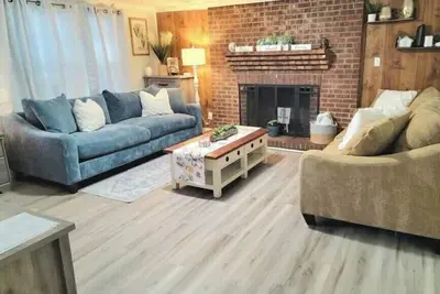 Image de Beautiful Cottage! 2. 5m from I-95, 13m to FtBragg