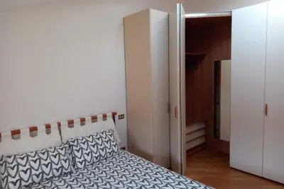 Image de Provencal apartment, historic center of Cento