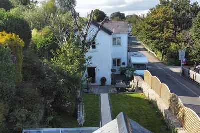 Image de Cartref, 1860's Family home\nOverlooks Bridgend, Newcastle Castle, Pet Friendly.