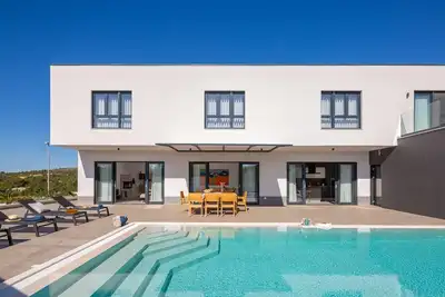 Image de Your perfect oasis of the finest luxury and style.