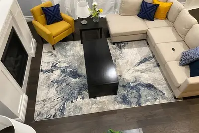 Image de Luxury Living in a serene neighborhood, perfect for vacation & Corporate getaway