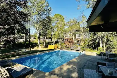Image de Waterfront Home w/ Pool, Rv Hookup, & River View