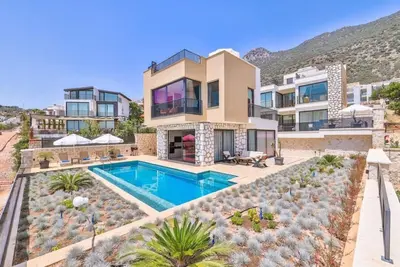 Image de Stunning 2 Bedroom Villa near Kalkan Centre, Great Sea Views, Small Rooftop Pool