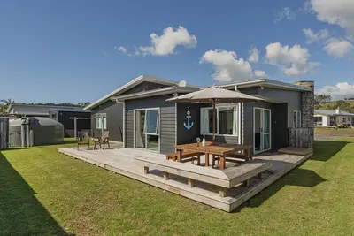 Image de Hawk Hill Getaway - Cooks Beach Holiday Home