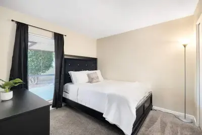 Lakefront, Central Phoenix