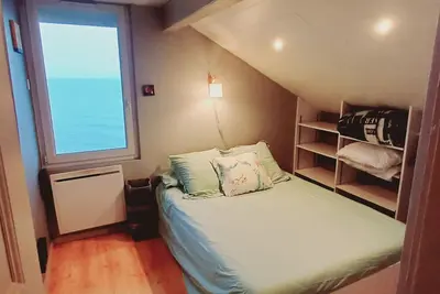 Image de T2 sous les toits, Publier, balcon sur Lac Léman : Bellerive