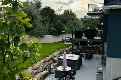 Image de Luxury Home Mil in Center of Salt Lake Valley—Minutes from Canyons & Recreation