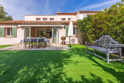 Image de Villa \"Norgreen 4\" avec piscine privée, terrasses privées et Wi-Fi
