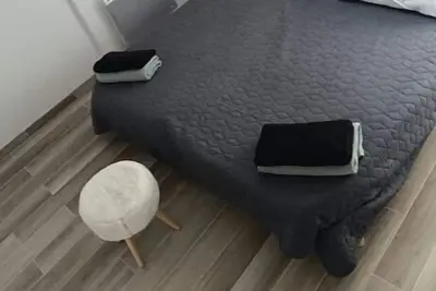 Image de 2 pièces avec terrasse Paris!