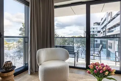 Image de 2Homerent | Sunrise | Beachfront | Forest Edge