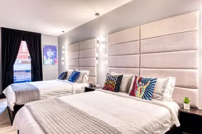 Image de The Bella's Rocker's Rhapsody Suite, Sleeps 4, 2 Queens, Private Patio