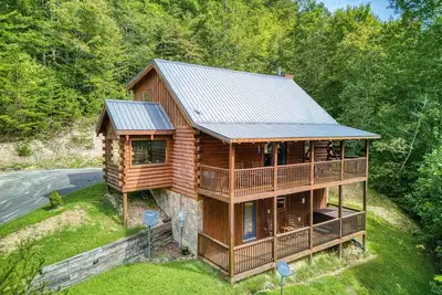 Image de Pandora's Retreat, Hot Tub, Game Room, Wifi, Free Attraction Tickets! ! !