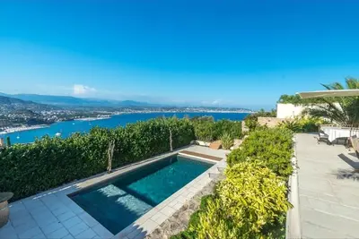 Image de Maison de charme vue mer 5 chambres Théoule sur mer