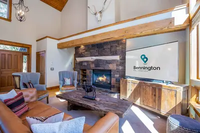 Image de Hot Tub | 2 King Suites | Ping Pong + Nintendo | Bikes | Dogs - Holl03