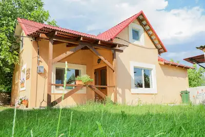 Image de Casa Boierului - Rural retreat by Dniester river
