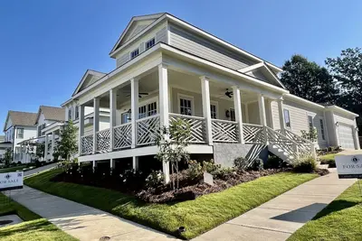 Image de Southern Living -heart of Oxford! Mile to the Square, 2 to campus! Premier Host!