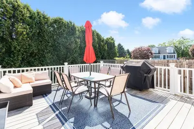 Image de Beautiful 3br updated home near Newport