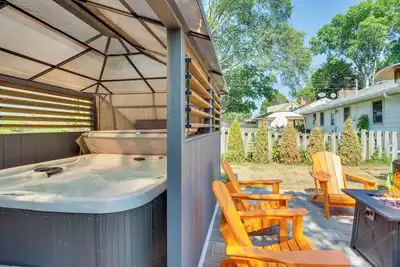 Image de Pet-friendly Minneapolis Home ~ 8 Mi to Downtown!