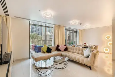 Image de Chic Duplex 2 Bedroom at Boulevard Crescent