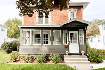 Old Reliable Historic Brick House\n