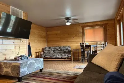 Image de Cozy Cabin in Warrens\n\n