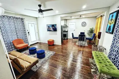 Image de Welcome to the Retreat at Jean street