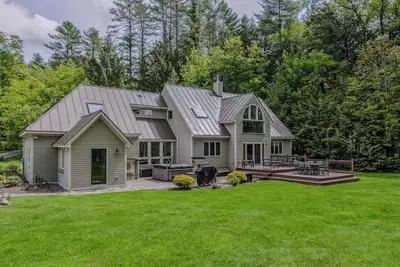 Image de New! Luxurious Escape, Hot Tub | Quechee Meadows
